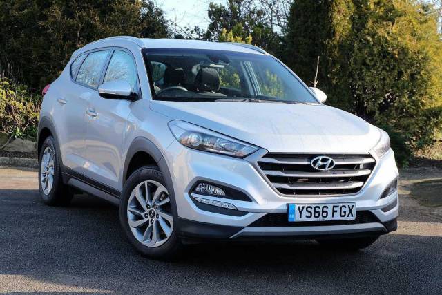 Hyundai Tucson 1.7 CRDI Blue Drive SE 2WD 5 Door Estate Diesel Silver