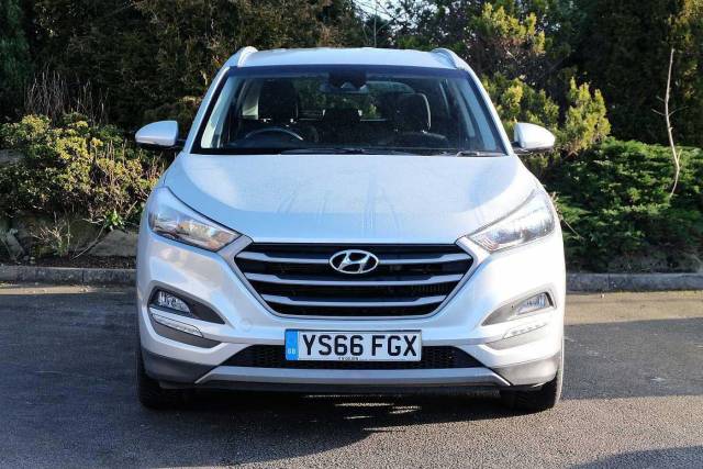 Hyundai Tucson 1.7 CRDI Blue Drive SE 2WD 5 Door Estate Diesel Silver