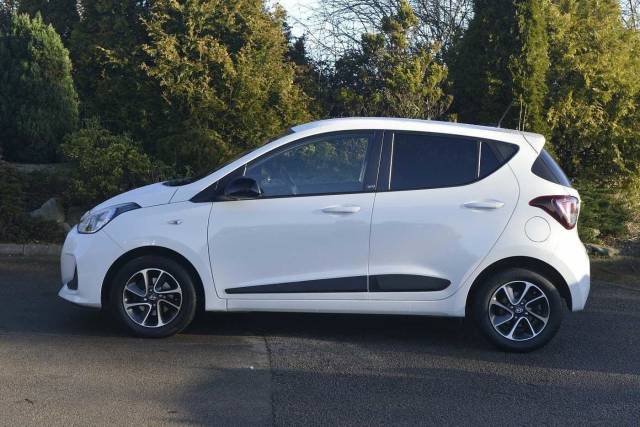 Hyundai i10 1.0 Go SE 5 Door Hatchback Petrol Polar White