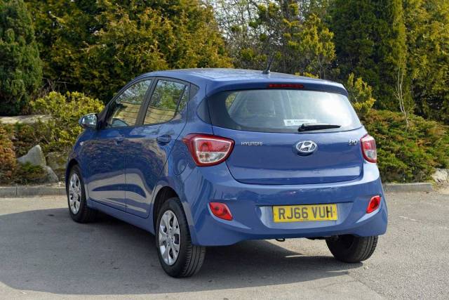 Hyundai i10 1.2 SE 5dr Hatchback Petrol Morning Blue
