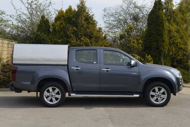 Isuzu D-max 1.9TD 4x4 Yukon Double Cab Pickup Double Cab Diesel Obsidian Grey