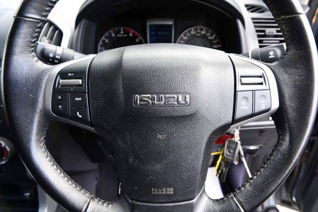 Isuzu D-max 2.5TD Yukon 4x4 Double Cab Pickup Double Cab Diesel Mineral Grey