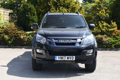 Isuzu D-max 2.5TD 4x4 Blade Double Cab Pickup Double Cab Diesel Cosmic Black