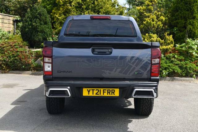 Isuzu D-max 1.9TD 4x4 XTR Nav+ Double Cab Pickup Double Cab Diesel Obsidian Grey
