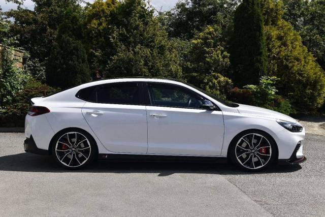 Hyundai i30 i30 2.0 T-GDi (275ps) N Performance Fastback Hatchback Petrol Polar White