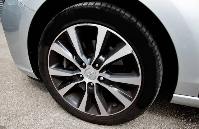 Hyundai i30 Premium 1.4T GDi Hatchback Petrol Silver