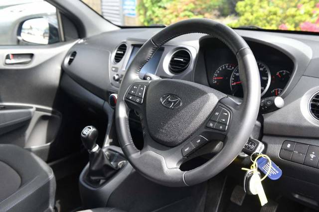 Hyundai i10 1.0 Go SE 5 Door Hatchback Petrol Champion Blue
