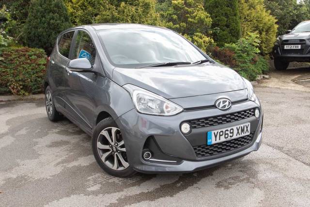 Hyundai i10 1.2 Premium SE 5 Door Hatchback Petrol Stardust Grey