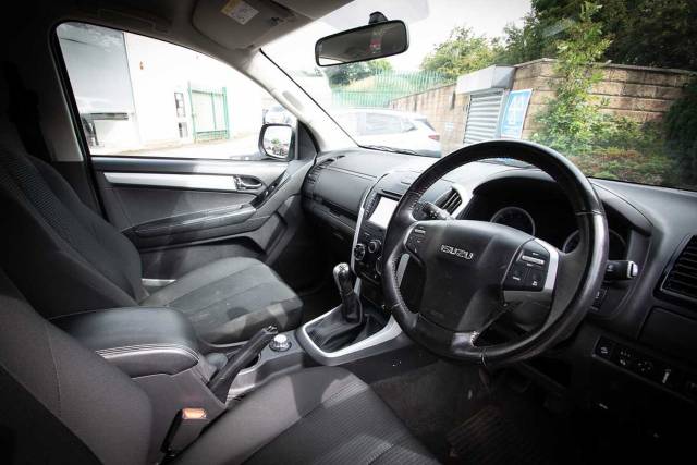 Isuzu D-max 1.9TD 4x4 Yukon Double Cab Pickup Pick-up Diesel Obsidian Grey