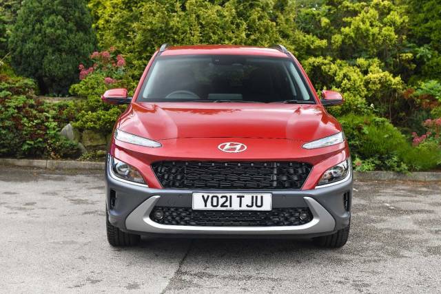 Hyundai Kona SUV 1.0 T-GDi (120ps) Premium 48 Volt MHEV Hatchback Petrol Pulse Red