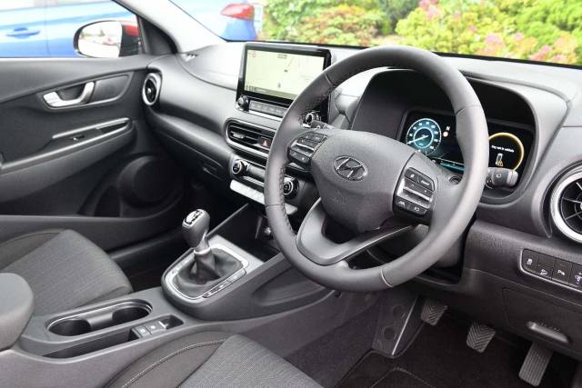 Hyundai Kona SUV 1.0 T-GDi (120ps) Premium 48 Volt MHEV Hatchback Petrol Pulse Red