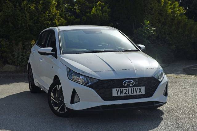 Hyundai i20 1.0 T-GDi 100ps SE Connect 48 Volt Hybrid DCT Hatchback Petrol Polar White