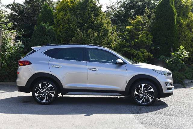 Hyundai Tucson 1.6CRDi Premium SE (2WD) 5 Door Estate Diesel White Sand