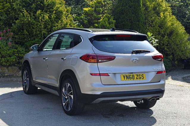 Hyundai Tucson 1.6CRDi Premium SE (2WD) 5 Door Estate Diesel White Sand