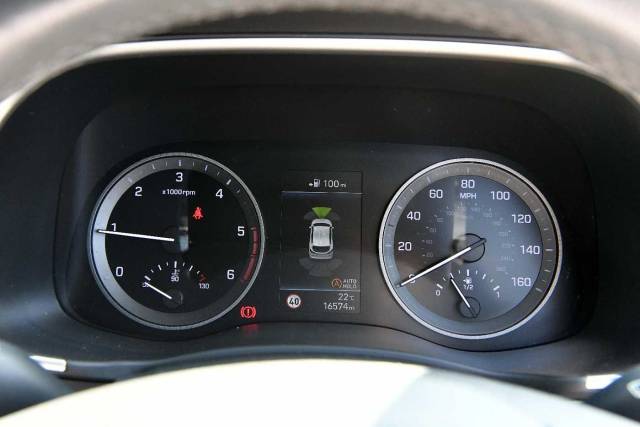 Hyundai Tucson 1.6CRDi Premium SE (2WD) 5 Door Estate Diesel White Sand