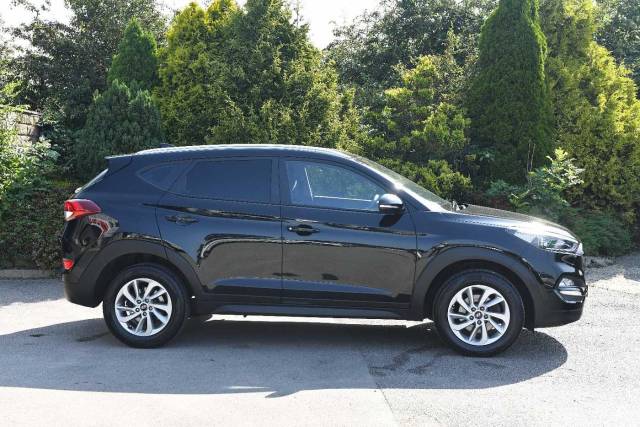 Hyundai Tucson 1.6 GDi Blue Drive SE NAV (2WD) 5 Door Estate Petrol Phantom Black