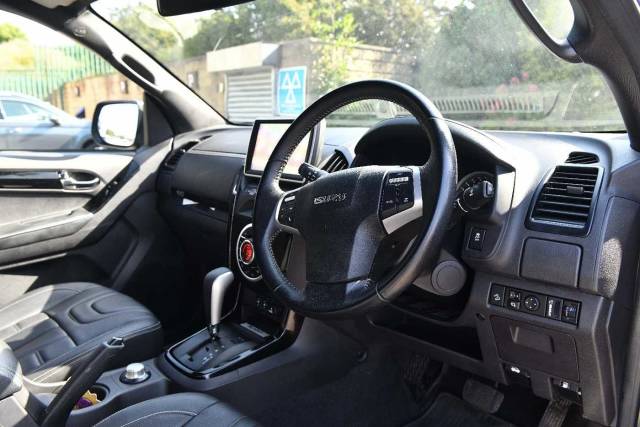 Isuzu D-max 1.9TD 4x4 Blade+ Double Cab Pickup Pick-up Diesel Obsidian Grey