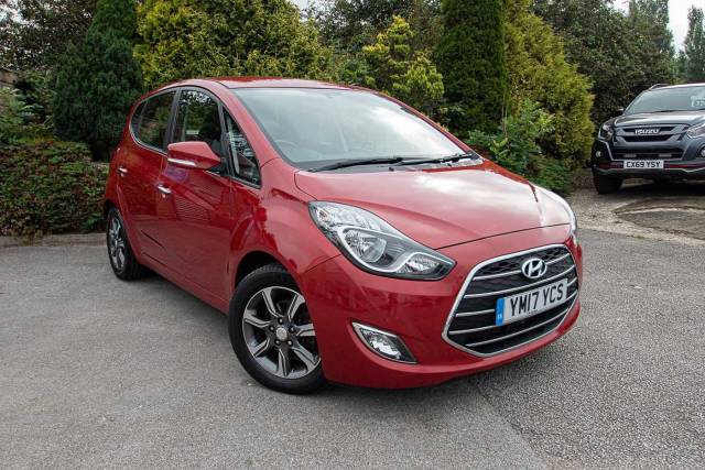 Hyundai ix20 1.6 CRDi SE Blue Drive 5 Door Hatchback Diesel Red