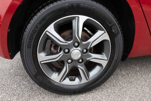 Hyundai ix20 1.6 CRDi SE Blue Drive 5 Door Hatchback Diesel Red
