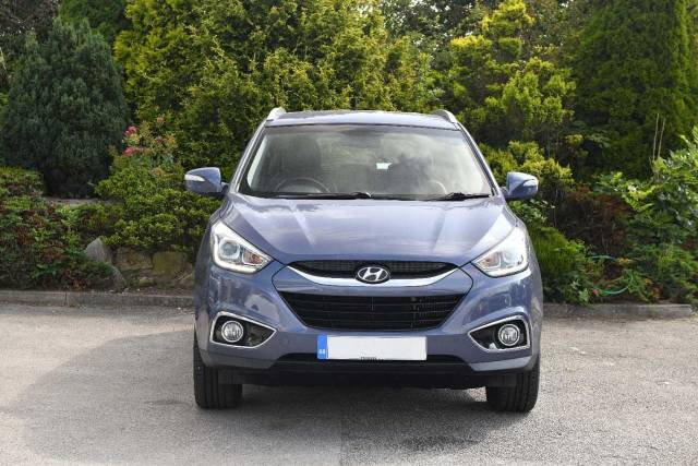 Hyundai ix35 2.0 CRDi SE 4WD 4x4 vehicle Diesel Blueberry