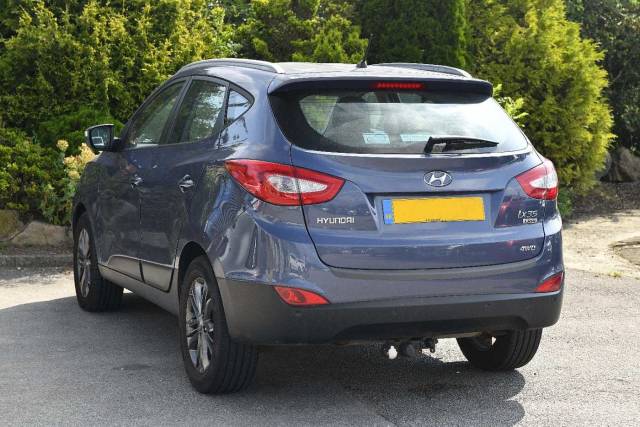 Hyundai ix35 2.0 CRDi SE 4WD 4x4 vehicle Diesel Blueberry