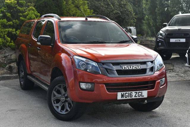 Isuzu D-max 2.5TD 4x4 Blade Double Cab Pickup Pick-up Diesel Venetian Red