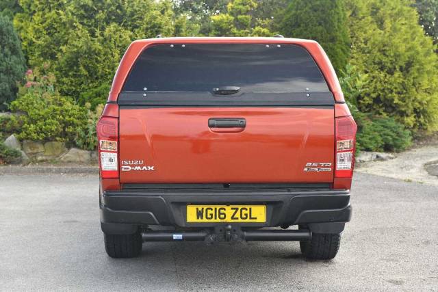 Isuzu D-max 2.5TD 4x4 Blade Double Cab Pickup Pick-up Diesel Venetian Red