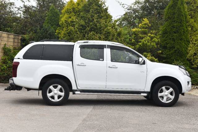 Isuzu D-max 2.5TD Utah Double Cab Pickup Pick-up Diesel Splash White