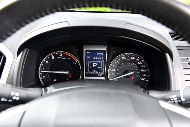 Isuzu D-max 2.5TD Utah Double Cab Pickup Pick-up Diesel Splash White