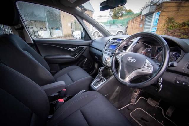 Hyundai ix20 1.6 SE 5dr Auto Hatchback Petrol Micron Grey