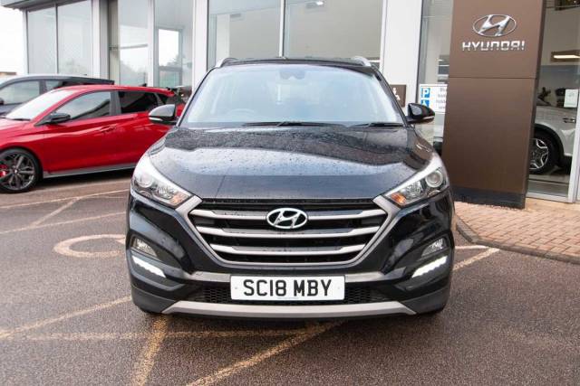 Hyundai Tucson 1.6 GDi Blue Drive SE NAV (2WD) 5 Door 4x4 vehicle Petrol Black