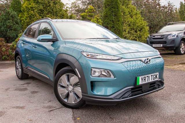 Hyundai Kona 0.0 100kW Premium 39kWh 5dr Auto Hatchback Electric Blue