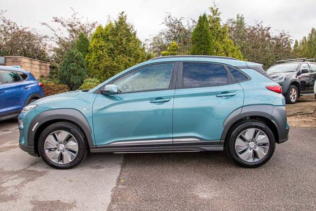 Hyundai Kona 0.0 100kW Premium 39kWh 5dr Auto Hatchback Electric Blue