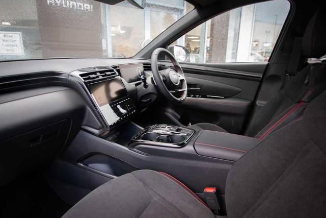 Hyundai Tucson 1.6 TGDi Plug-in Hybrid N Line 5dr 4WD Auto 4x4 vehicle Hybrid Shadow Gray
