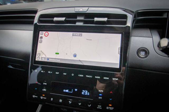 Hyundai Tucson 1.6 TGDi Plug-in Hybrid N Line 5dr 4WD Auto 4x4 vehicle Hybrid Shadow Gray