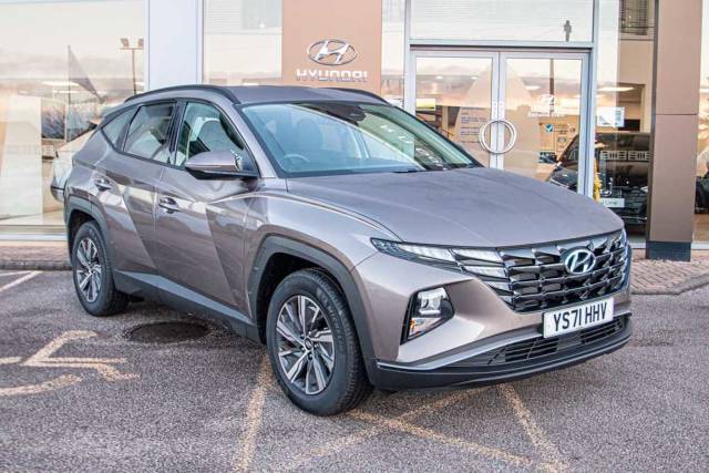 Hyundai Tucson 1.6-TGDi SE Connect 5dr 2WD 4x4 vehicle Petrol Silky Bronze