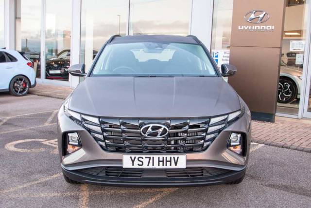 Hyundai Tucson 1.6-TGDi SE Connect 5dr 2WD 4x4 vehicle Petrol Silky Bronze