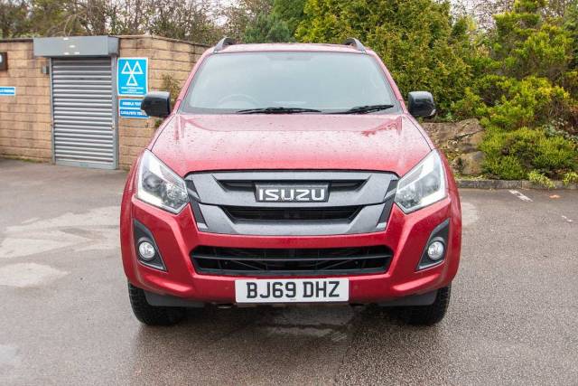 Isuzu D-max 1.9TD 4x4 Blade Double Cab Pickup Pick-up Diesel Red