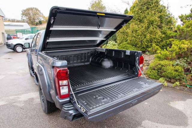 Isuzu D-max 1.9TD 4x4 XTR Nav+ Double Cab Pickup Pick-up Diesel Grey