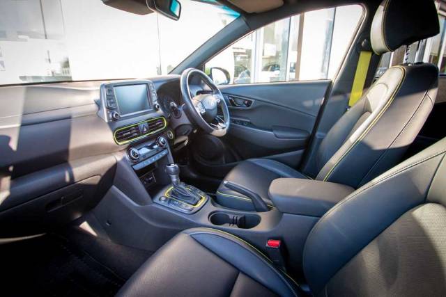 Hyundai Kona SUV 1.6 T-GDi (177ps) Premium GT 4WD Hatchback Petrol Acid Yellow