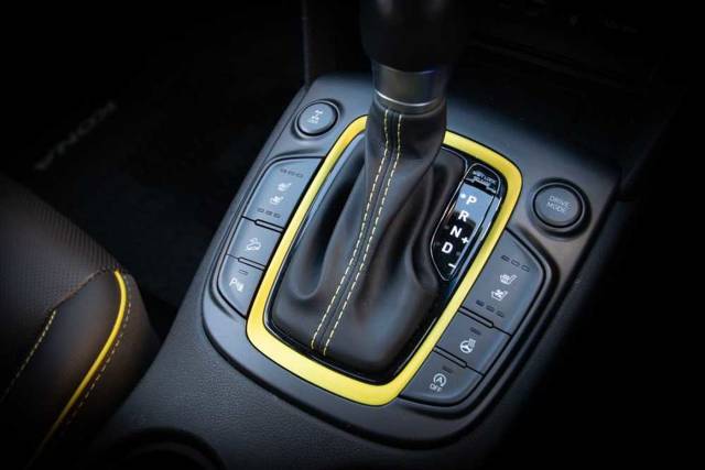 Hyundai Kona SUV 1.6 T-GDi (177ps) Premium GT 4WD Hatchback Petrol Acid Yellow