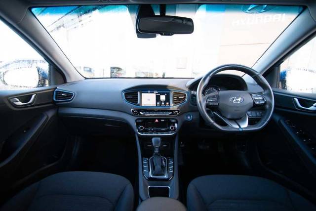 Hyundai Ioniq 1.6 GDi (105ps) Premium Hybrid DCT 5Dr Hatch Hatchback Hybrid Blue