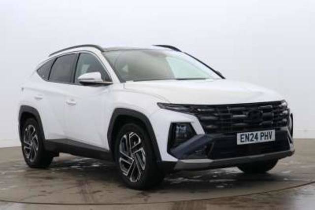 Hyundai Tucson 1.6T Hybrid Ultimate 5dr Auto Estate Petrol/Electric Hybrid WHITE