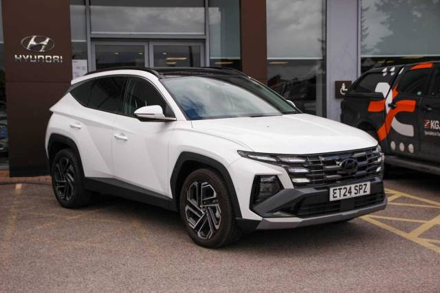Hyundai Tucson 1.6T Hybrid Ultimate 5dr Auto Estate Petrol/Electric Hybrid WHITE