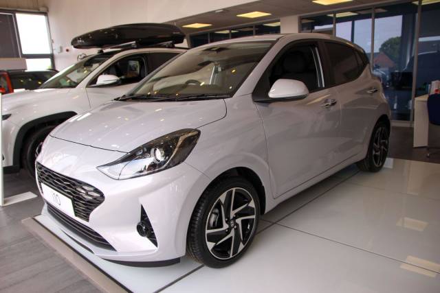 2025 Hyundai i10 1.2 Premium Euro 6 (s/s) 5dr