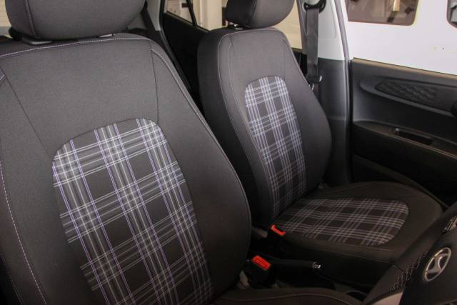 2025 Hyundai i10 1.2 Premium Euro 6 (s/s) 5dr