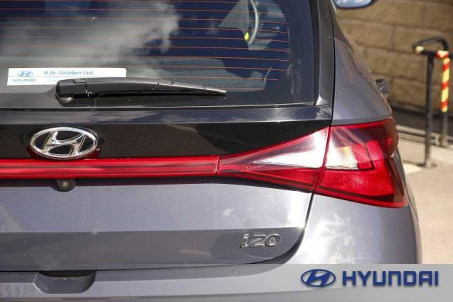 2020 Hyundai i20 1.0T GDi 48V MHD SE Connect 5dr
