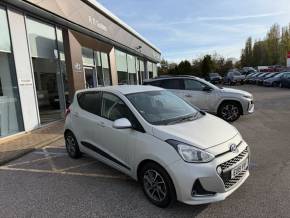 HYUNDAI I10 2019 (19) at R N Golden Huddersfield