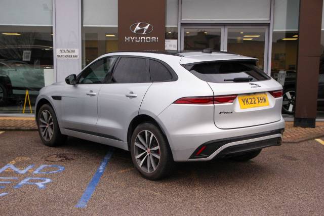 2022 Jaguar F-Pace 2.0 D200 R-Dynamic Black 5dr Auto AWD