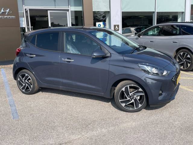 2025 Hyundai i10 1.2 Premium Hatchback 5dr Petrol Auto Euro 6 (s/s) (79 ps)